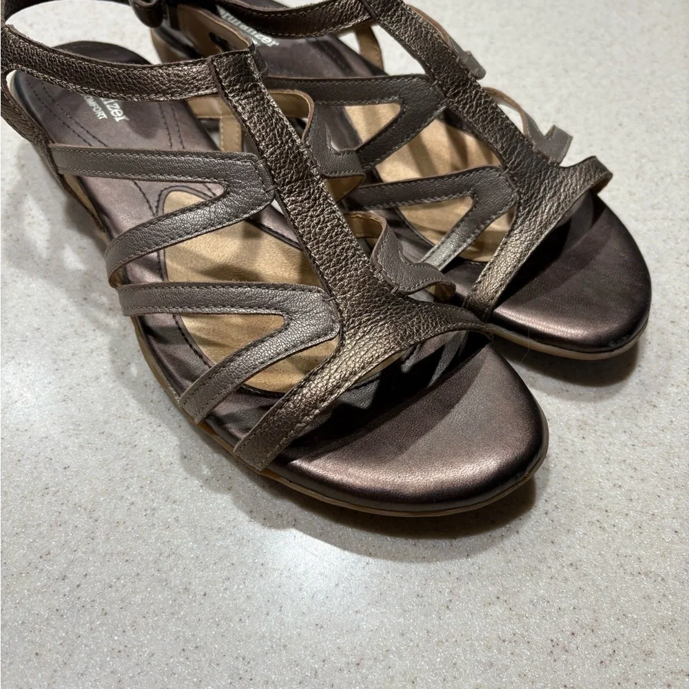 Naturalizer Metallic Strappy Sandals Women’s 10M Comfort Walking Dress Shoes‎